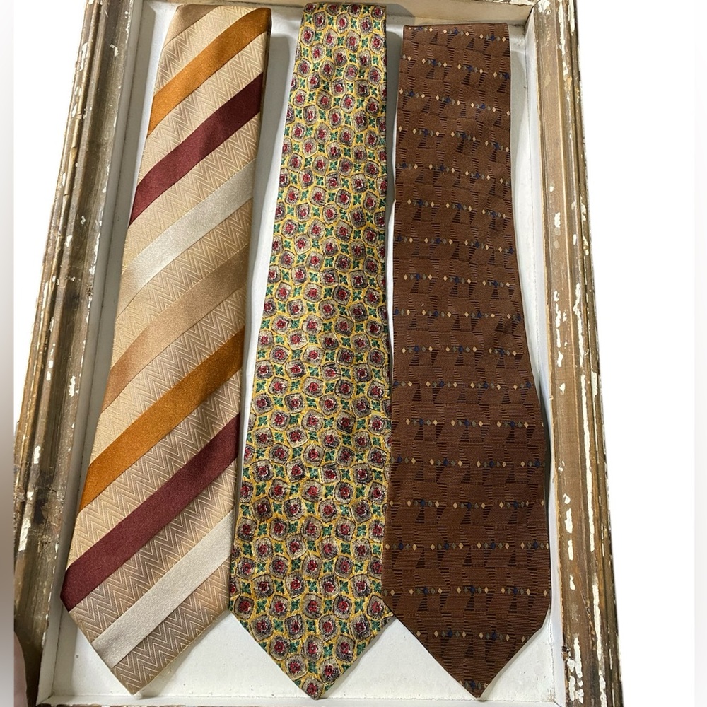 BCBG, Gitman Brothers, Bill Blass Brown and Gold Silk Ties Collection